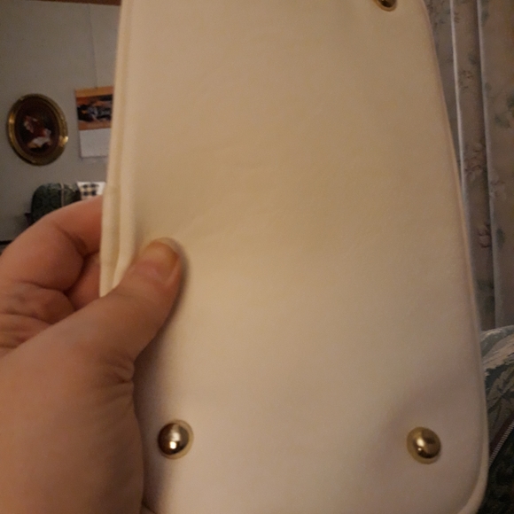 Charming Charlie ivory pusre - Picture 5 of 5